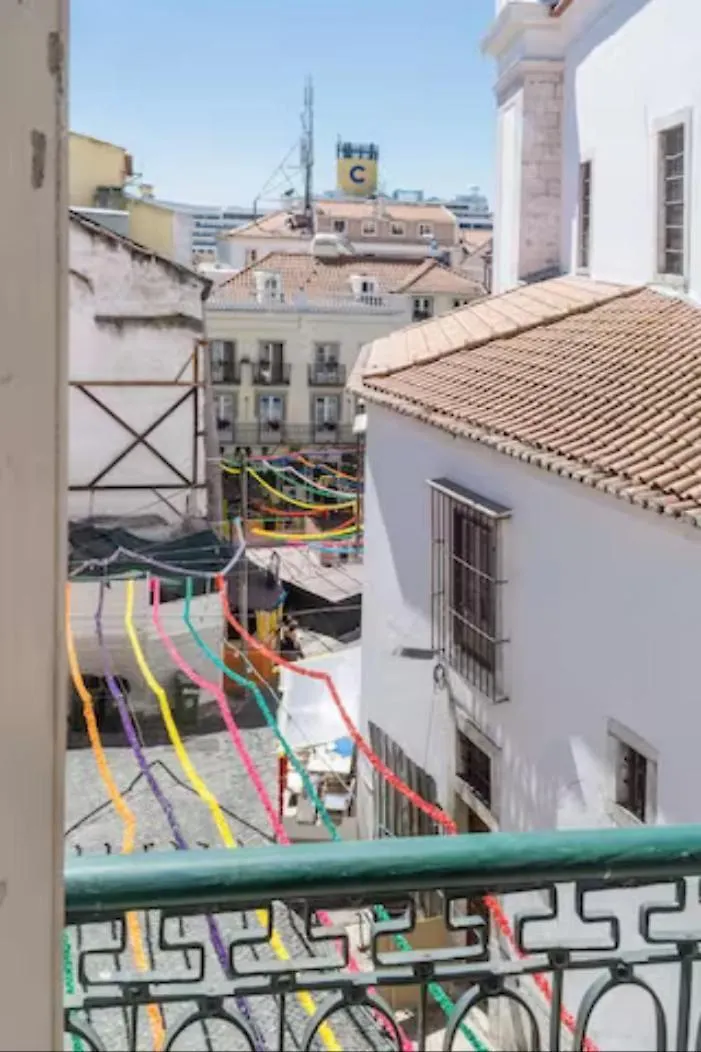 Sao Miguel Apartments Лиссабон