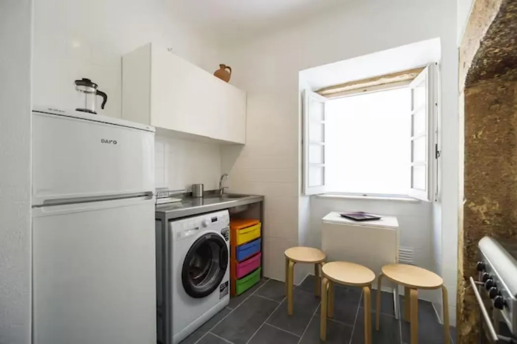 Sao Miguel Apartments Лиссабон 0*,